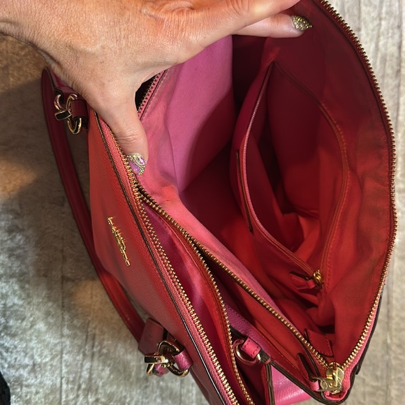 Pick Coach purse and matching wallet - Picture 8 of 9